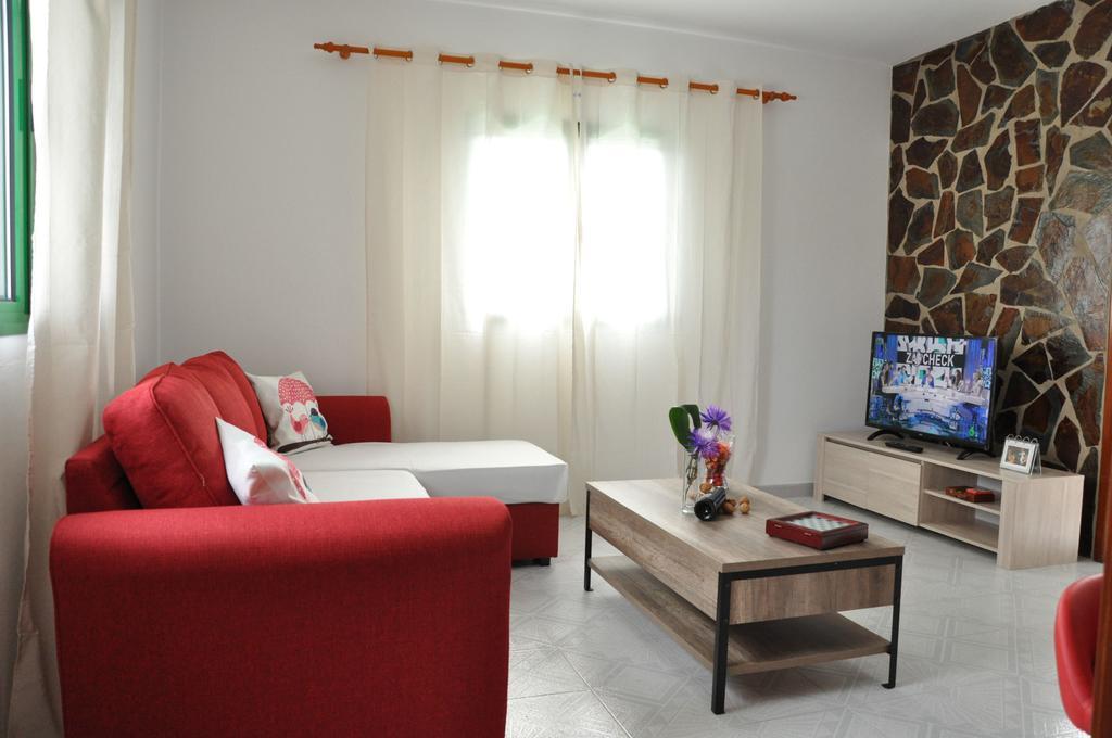 La Casita De Mari Carmen Guest House Mala Exterior foto