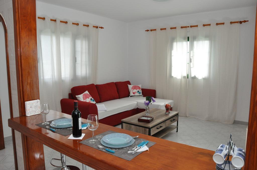 La Casita De Mari Carmen Guest House Mala Exterior foto