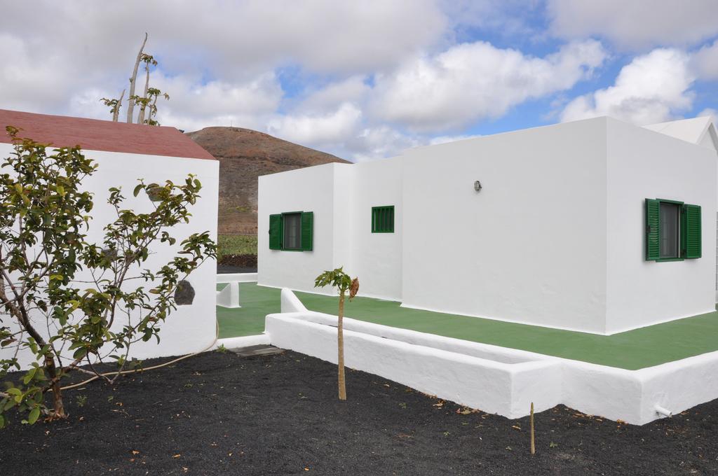 La Casita De Mari Carmen Guest House Mala Exterior foto