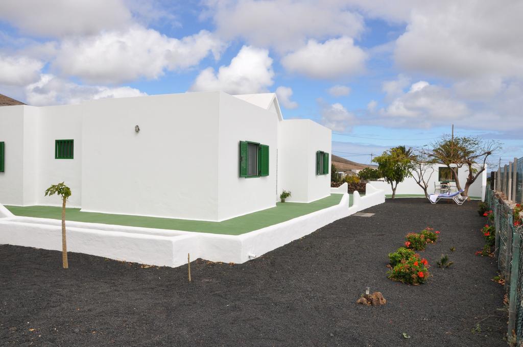 La Casita De Mari Carmen Guest House Mala Exterior foto